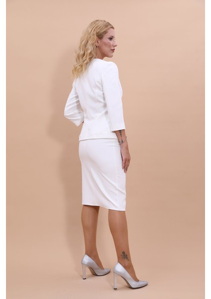 Oval Yaka Kısa Ceket & Kalem Etek Takım-Beyaz indirimleri