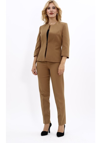 Oval Yaka Kısa Ceket & Boru Paça Pantolon Takım-Camel indirimleri
