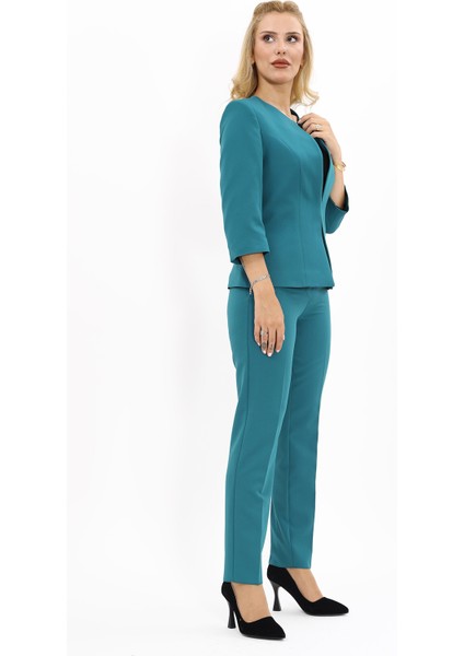 Sıfır Yaka Düz Kısa Ceket & Dar Paça Pantolon-Petrol modelleri