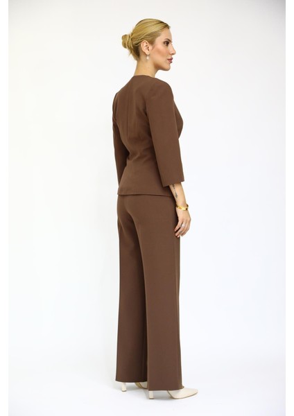 Sıfır Yaka Düz Kısa Ceket & Bol Paça Pantolon Takım-Kestane indirimleri