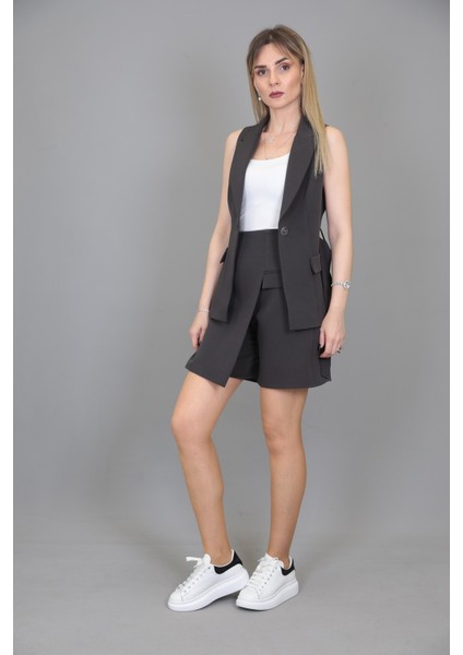 Kemerli Klasik Yelek & Ön Kapklı Etek Şort-Füme