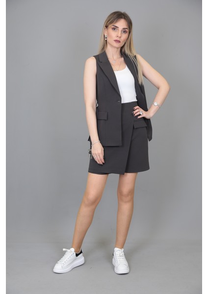 Kemerli Klasik Yelek & Ön Kapklı Etek Şort-Füme modelleri