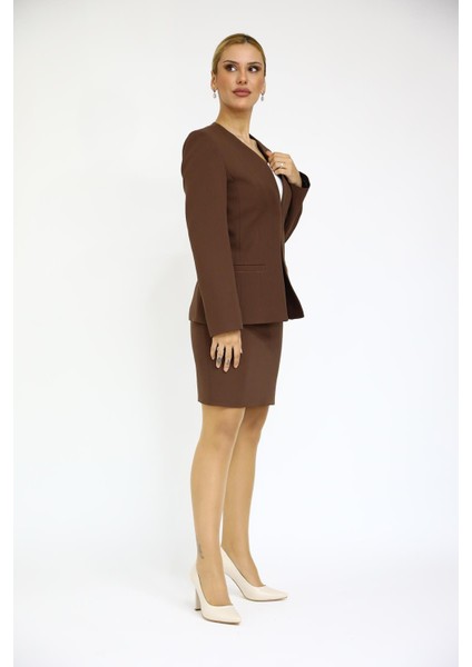 V Yaka Boydan Kuplu Kılasik Ceket & Yırtmaçlı Düz Dar Etek-Kestane modelleri
