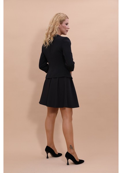 Sıfır Yaka Düz Kısa Ceket & Kısa Kloş Etek-Siyah modelleri