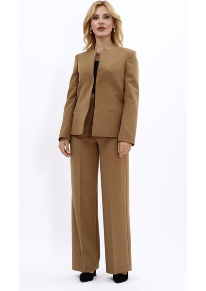 Oval Yaka Yandan Kuplu Klasik Ceket & Bol Paça Pantolon-Camel