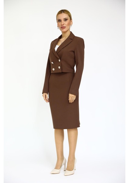 Erkek Yaka Kuruvaze Kısa Ceket & Düz Dar Etek-Kestane indirimleri