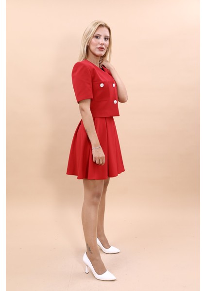 V Yaka Kısa Ceket & Kısa Kloş Etek-Kırmızı