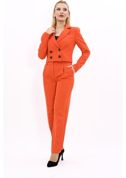 Erkek Yaka Kuruvaze Kısa Ceket & Kemerli Köprülü Dar Paça Pantolon-Turuncu