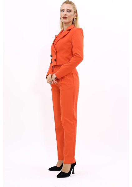 Erkek Yaka Kuruvaze Kısa Ceket & Kemerli Köprülü Dar Paça Pantolon-Turuncu fiyatları