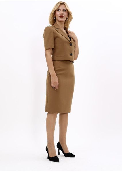 Erkek Yaka Kısa Ceket & Düz Dar Etek-Camel modelleri