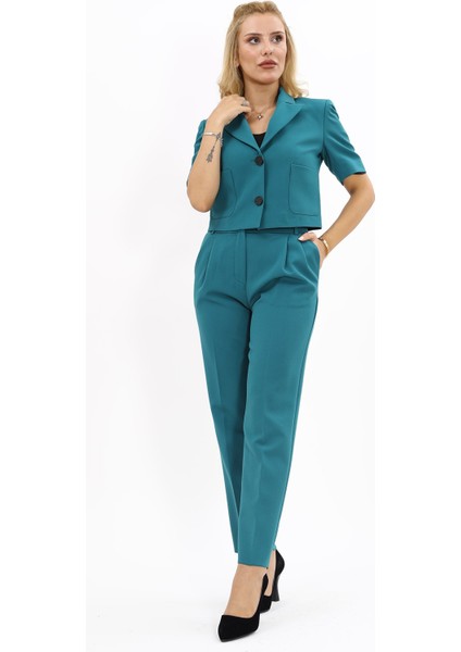 Kısa Kollu Yakasız Mini Ceket & Pileli Boru Paça Pantolon Takım-Petrol