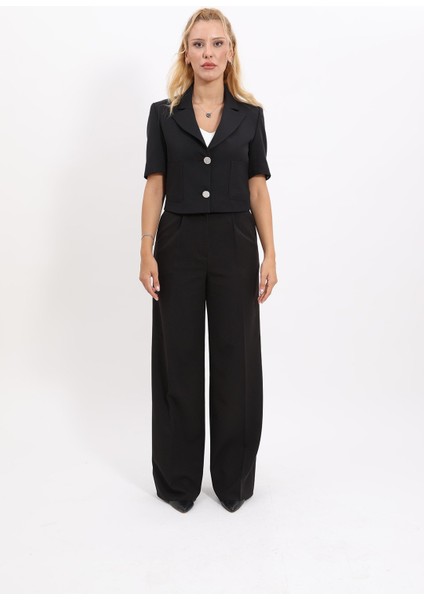 Kısa Kollu Yakalı Mini Ceket & Yüksek Bel Bol Paça Pantolon Takım-Siyah