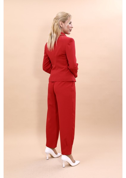 Gömlek Yaka Klasik Ceket & Paçası Pileli Pantolon-Kırmızı indirimleri