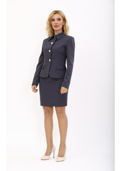 Gömlek Yaka Klasik Ceket & Yırtmaçlı Düz Dar Etek-Füme indirimleri