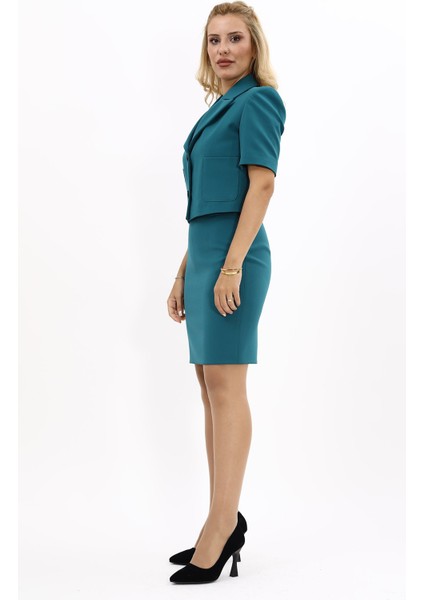 Kısa Kollu Yakalı Mini Ceket & Kısa Kalem Etek Takım-Petrol fiyatları