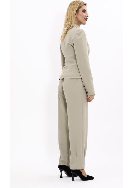 Gömlek Yaka Klasik Ceket & Paçası Pileli Pantolon-Bambu fırsatları