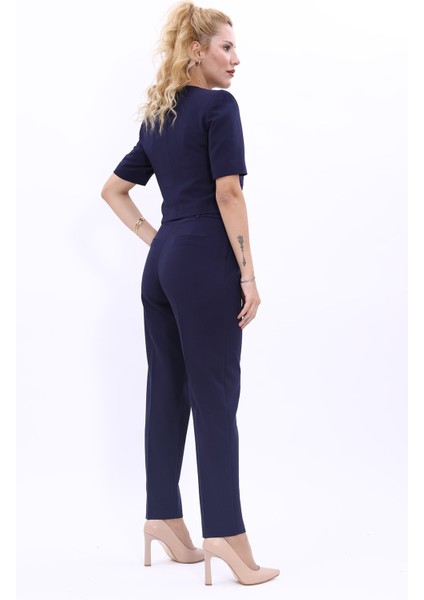 Kısa Kollu Yakasız Mini Ceket & Pileli Boru Paça Pantolon Takım-Lacivert indirimleri