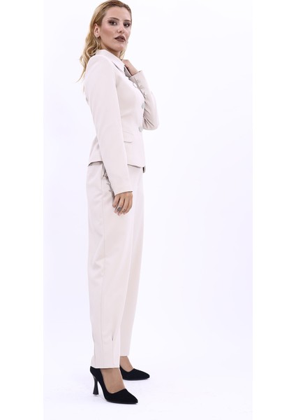 Gömlek Yaka Klasik Ceket & Paçası Pileli Pantolon-Bej modelleri