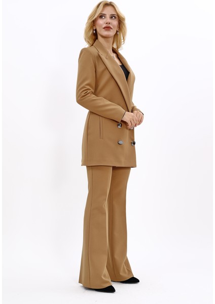 Erkek Yaka Kuruvaze Uzun Ceket & İspanyol Paça Pantolon-Camel modelleri