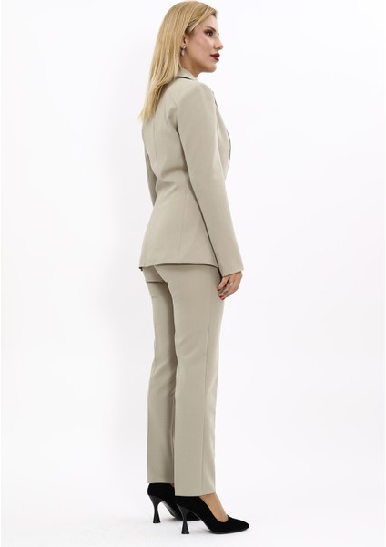 Erkek Yaka Düğme Detaylı Ceket & Dar Paça Pantolon-Bambu fırsatları