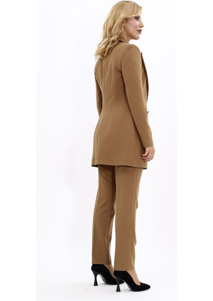 Erkek Yaka Kuruvaze Uzun Ceket & Dar Paça Pantolon-Camel fırsatları