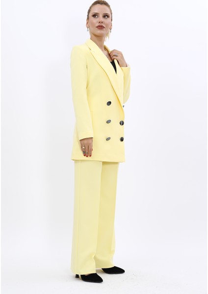 Erkek Yaka Kuruvaze Uzun Ceket & Bol Paça Pantolon-Sarı modelleri