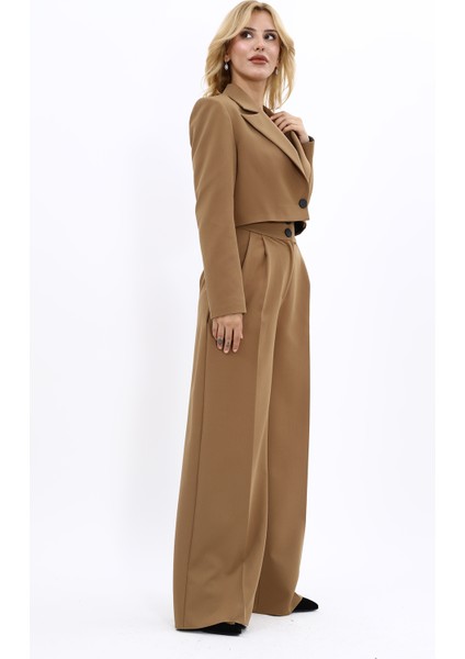 Erkek Yaka Tek Düğmeli Kısa Ceket & Erkek Yaka Drape Kollu Kısa Ceket-Camel