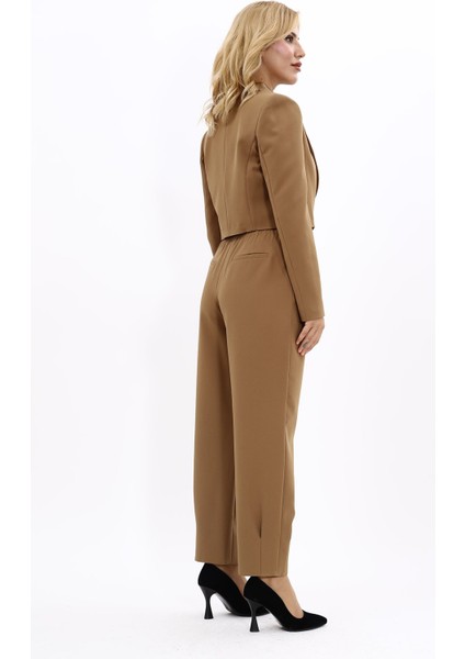 Erkek Yaka Tek Düğmeli Kısa Ceket & Paçası Pileli Pantolon-Camel fırsatları