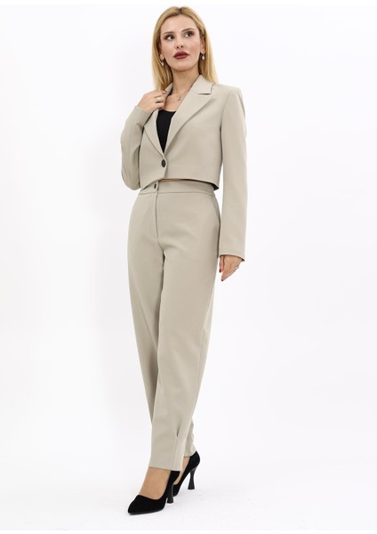 Erkek Yaka Tek Düğmeli Kısa Ceket & Paçası Pileli Pantolon-Bambu