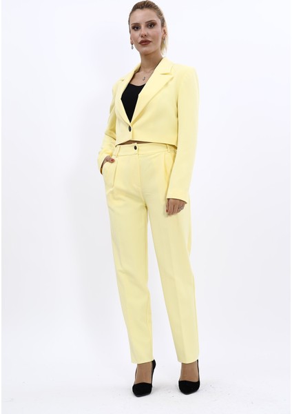 Erkek Yaka Tek Düğmeli Kısa Ceket & Kemerli Köprülü Dar Paça Pantolon-Sarı indirimleri