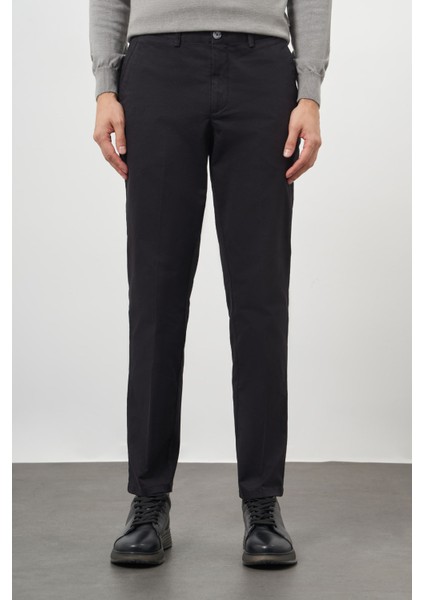 Erkek Siyah Dynamic Fit Chino Pantolon