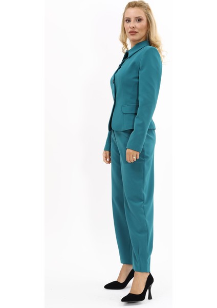 Gömlek Yaka Klasik Ceket & Paçası Pileli Pantolon-Petrol fiyatları
