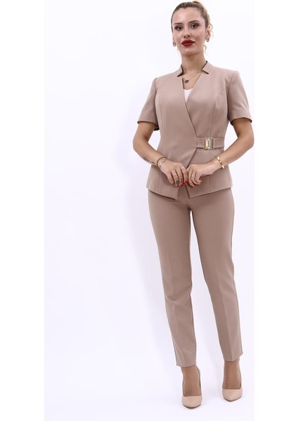 Hakim Yaka Yandan Tokalı Çapraz Ceket & Dar Paça Pantolon-Taş fırsatları
