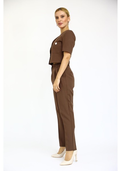 Kısa Kollu Yakasız Mini Ceket & Pileli Boru Paça Pantolon Takım-Kestane fiyatları