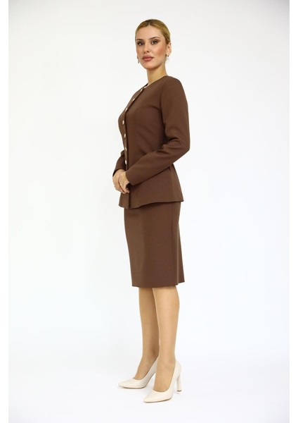 Sıfır Yaka Boydan Düğmeli Ceket & Düz Dar Etek-Kestane fiyatları