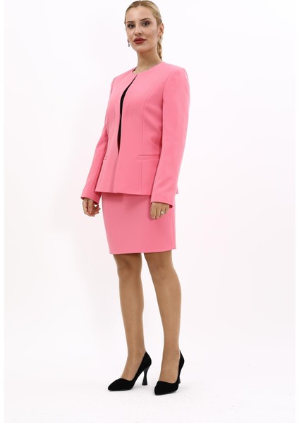 Oval Yaka Yandan Kuplu Klasik Ceket & Yırtmaçlı Düz Dar Etek-Pembe fırsatları