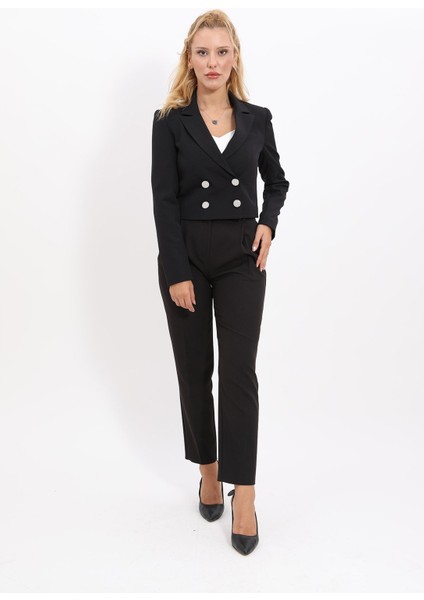 Erkek Yaka Kuruvaze Kısa Ceket & Kemerli Köprülü Dar Paça Pantolon-Siyah modelleri
