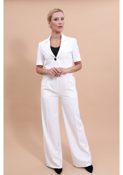 Kısa Kollu Yakalı Mini Ceket & Yüksek Bel Bol Paça Pantolon Takım-Beyaz fırsatları