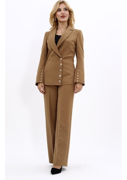 Erkek Yaka Düğme Detaylı Ceket & Bol Paça Pantolon-Camel