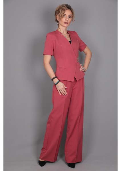 Tokalı Kısa Kollu Ceket & Yüksek Bel Bol Paça Pantolon Takım-Kiremit