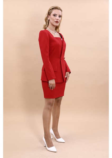 Kare Yaka Ceket & Yırtmaçlı Düz Dar Etek-Kırmızı fiyatları