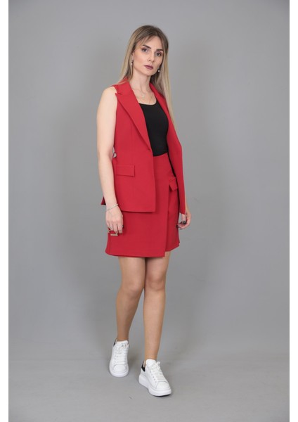 Kemerli Klasik Yelek & Ön Kapklı Etek Şort-Kırmızı fiyatları