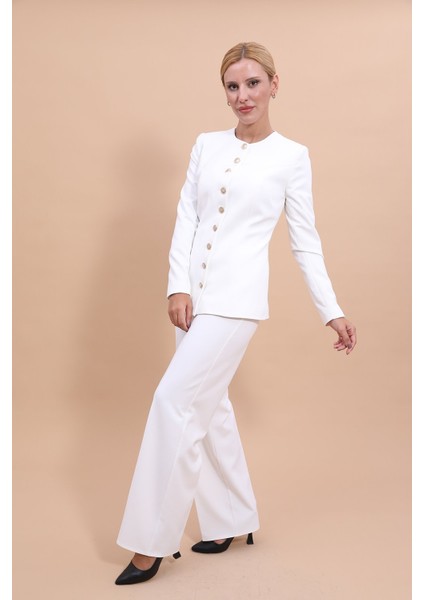 Sıfır Yaka Boydan Düğmeli Ceket & Bol Paça Pantolon-Beyaz