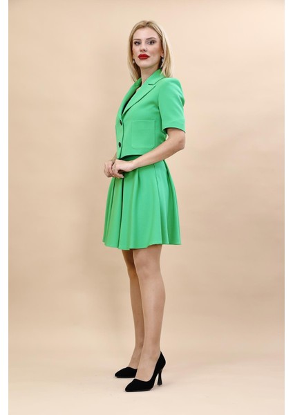 Kısa Kollu Yakalı Mini Ceket & Kloş Kısa Etek Takım-Yeşil fiyatları