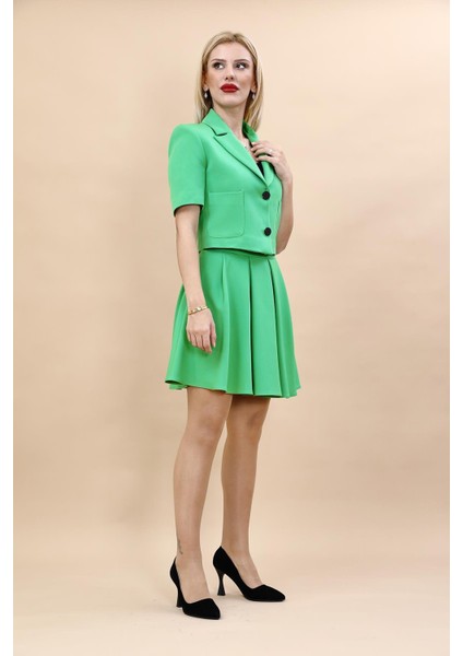 Kısa Kollu Yakalı Mini Ceket & Kloş Kısa Etek Takım-Yeşil modelleri