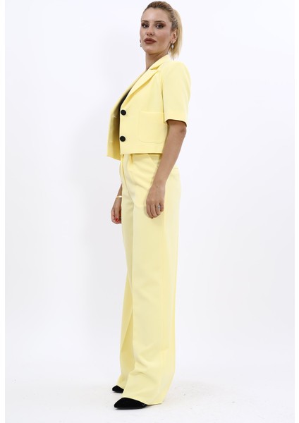 Kısa Kollu Yakalı Mini Ceket & Yüksek Bel Bol Paça Pantolon Takım-Sarı modelleri