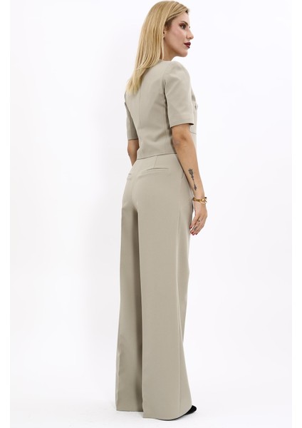 Kısa Kollu Yakasız Mini Ceket & Yüksek Bel Bol Paça Pantolon Takım-Bambu fırsatları