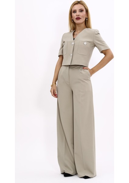 Kısa Kollu Yakasız Mini Ceket & Yüksek Bel Bol Paça Pantolon Takım-Bambu indirimleri