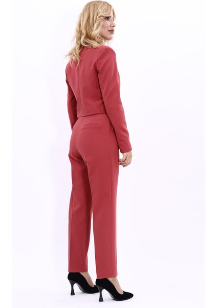 Erkek Yaka Kuruvaze Kısa Ceket & Kemerli Köprülü Dar Paça Pantolon-Kiremit fırsatları