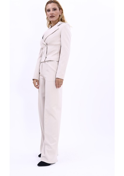 Gömlek Yaka Kuruvaze Kısa Ceket & Korsaj Kemer Palazzo Pantolon-Bej fiyatları